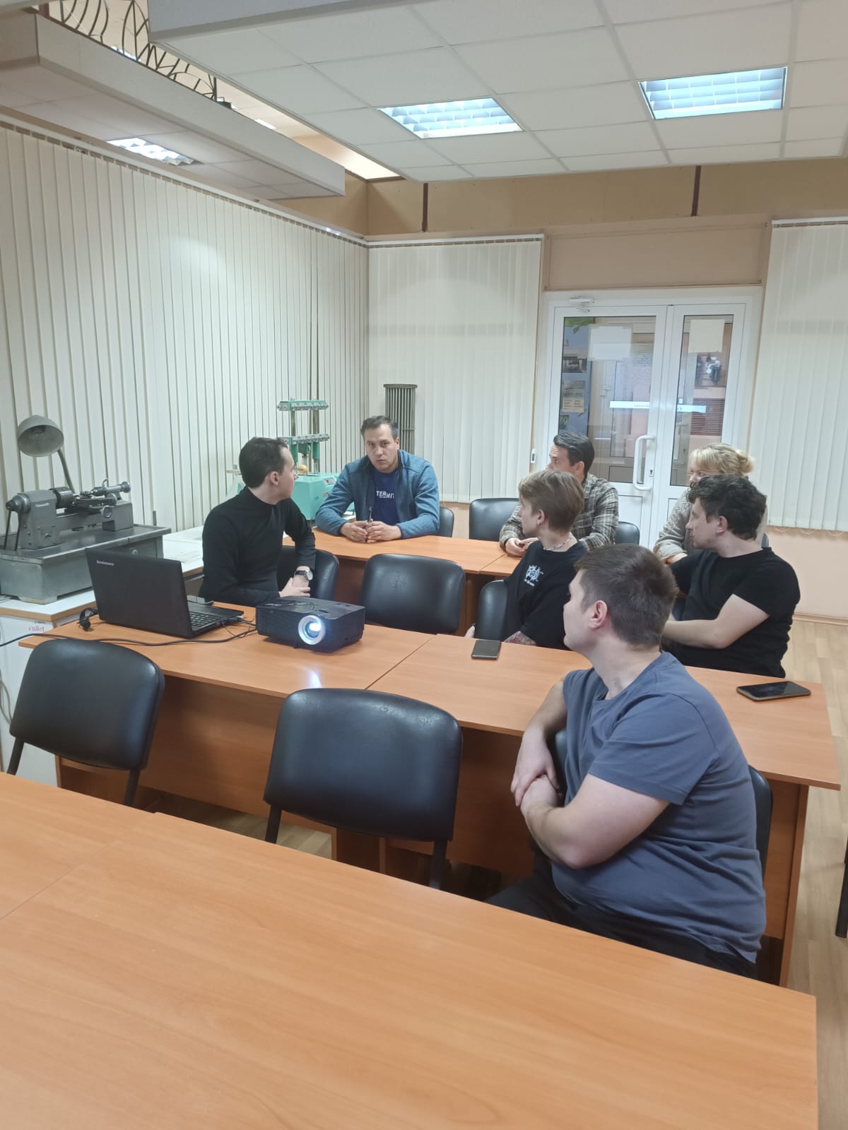Изображение не загружено. Перезагрузите страницу.
