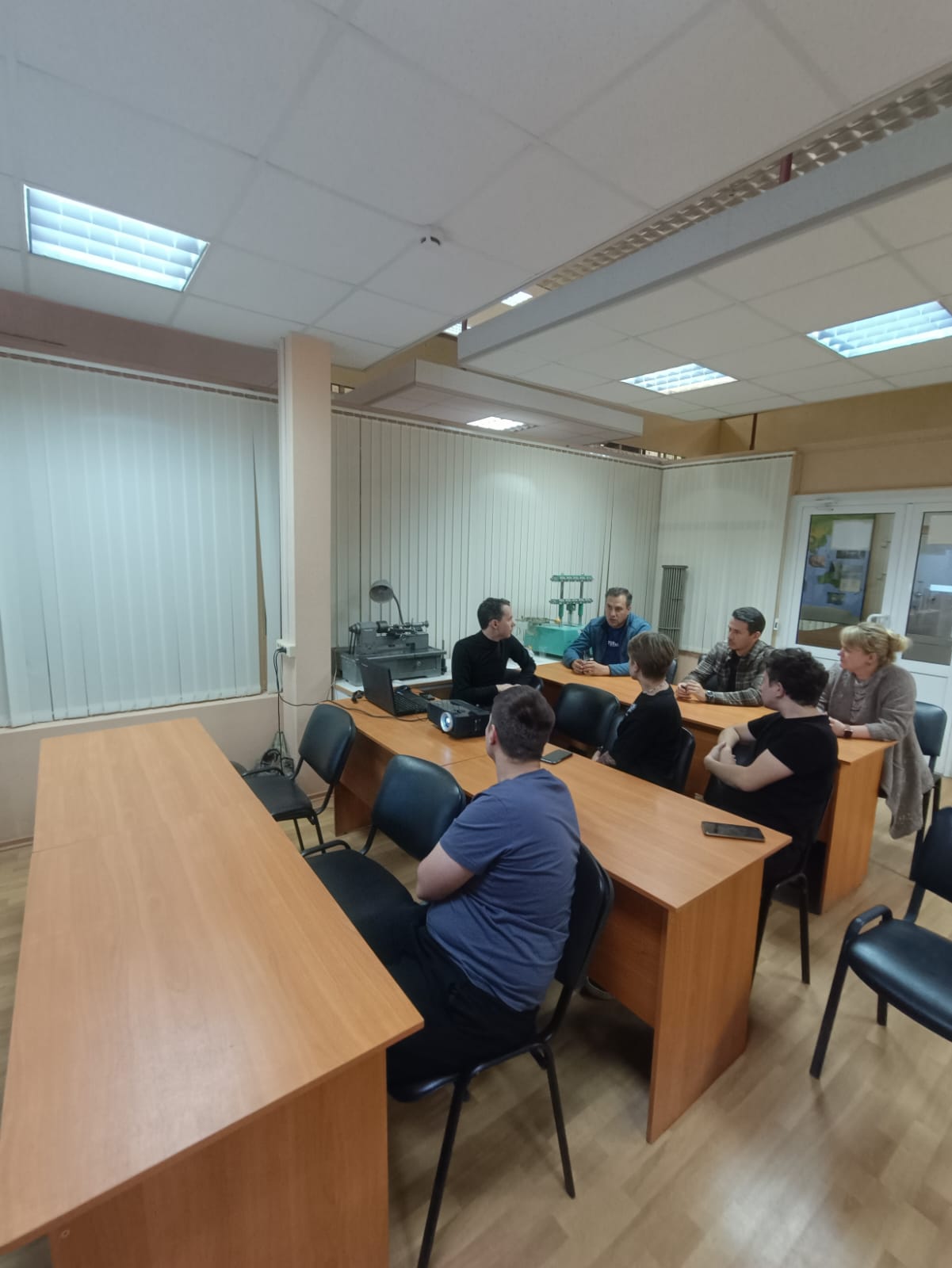 Изображение не загружено. Перезагрузите страницу.